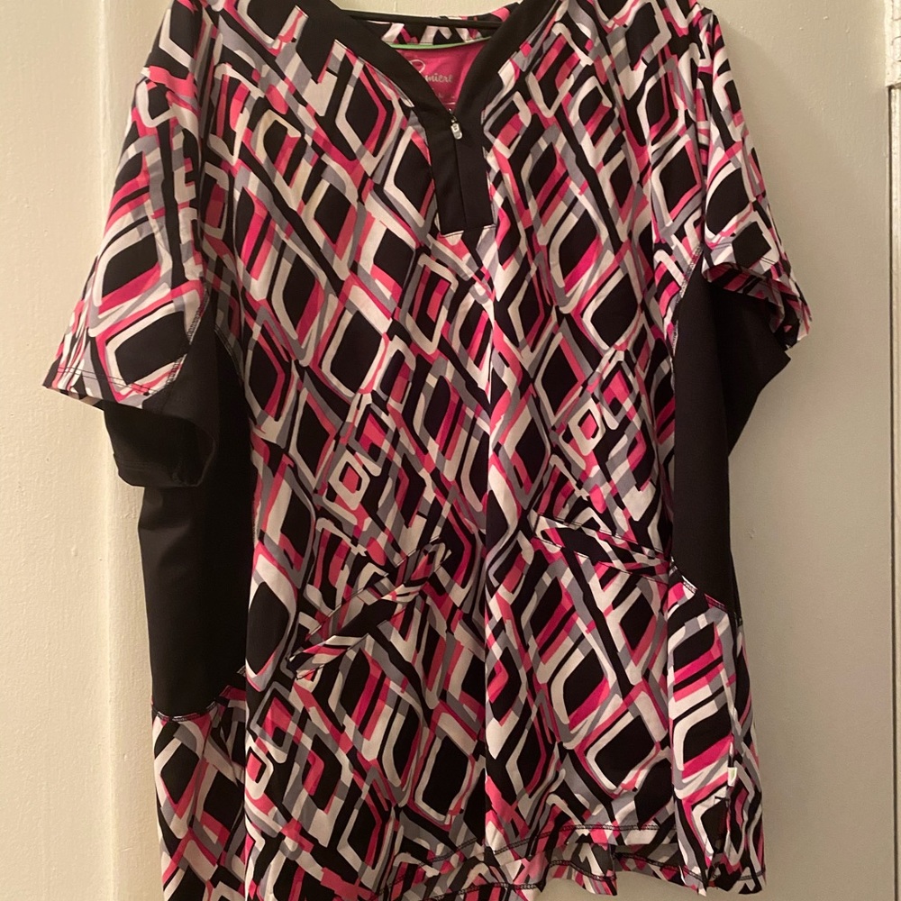 Black/Pink scrub top